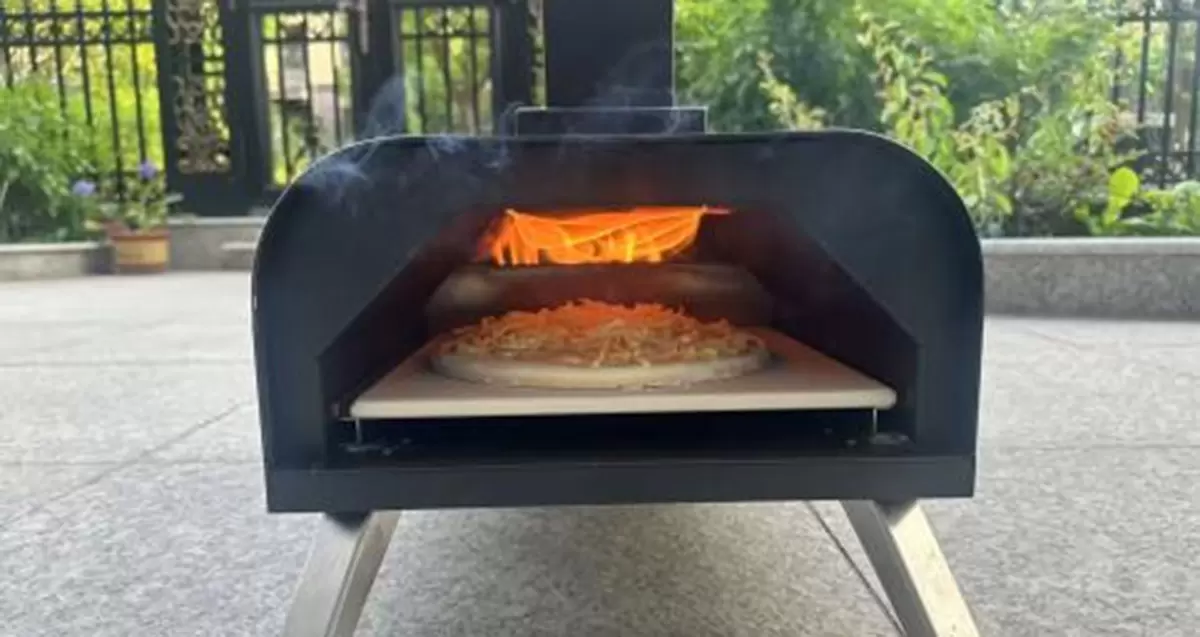 Backyard Fire & Feast(カリフォルニアの高級中庭ライフスタイルブランド)