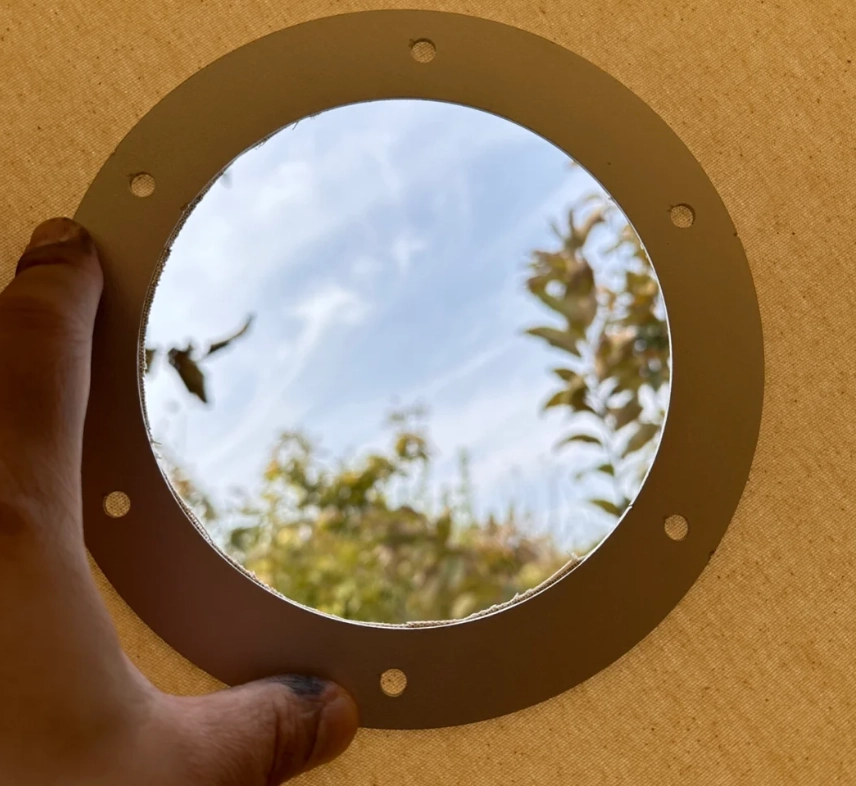 キャンバステントストーブに煙突パイプを取り付ける方法