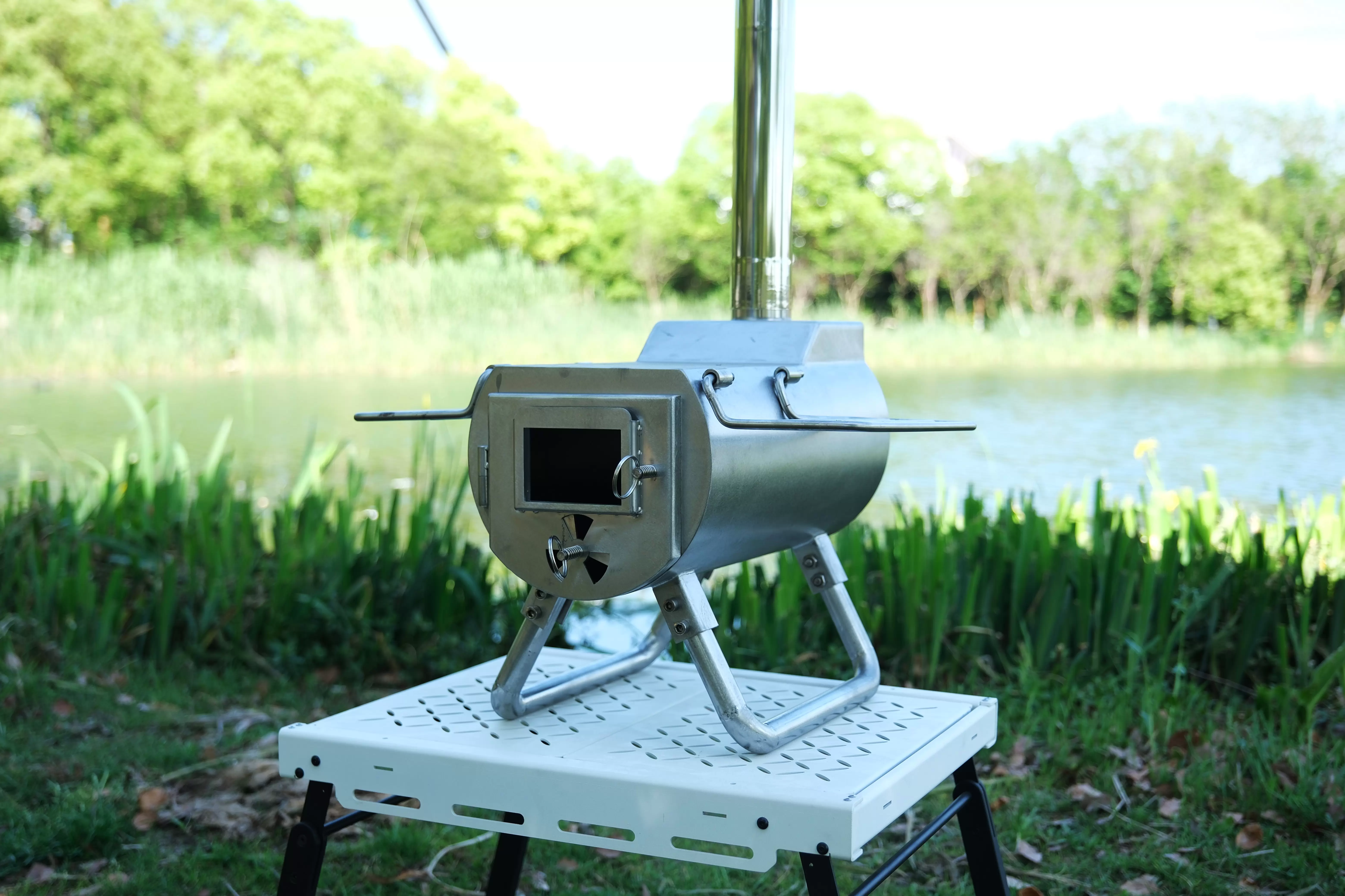 キャンプ用ホットテントストーブ
